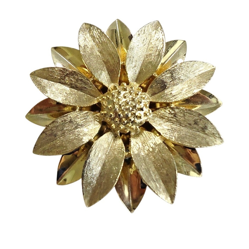 Vintage Gold Flower Brooch